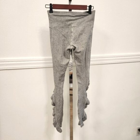 Lululemon Sz 4 Turn Around Tight Leggings Heathered Black White Ruched - Picture 9 of 10